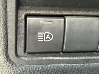 Toyota Yaris 1.5 120H Business Plus