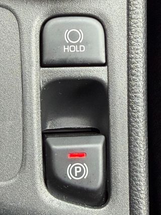 Toyota Yaris 1.5 120H Business Plus