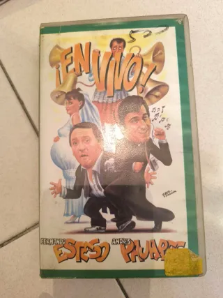 Diferentes películas VHS vintage clásicas años 90