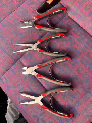 Juego 4 Alicates Facom