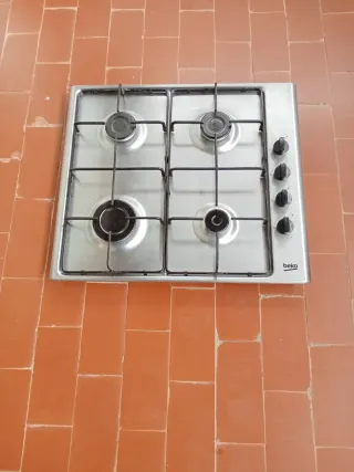 Cocina de gas Beko 4 fuegos