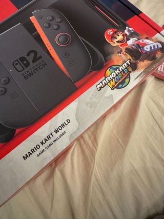 Nintendo Switch 2 + Mario Kart fisico + Pokémon