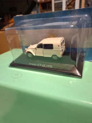 Citroën 3CV AK 1970 1:43