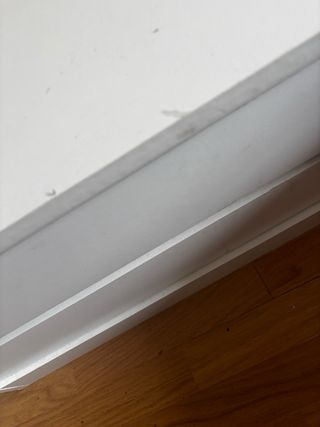 Cajonera blanca y madera