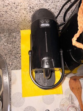 Cafetera Nespresso en perfecto estado.