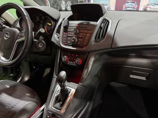 OPEL Zafira Tourer 2.0 CDTi 165 CV Excellence2014