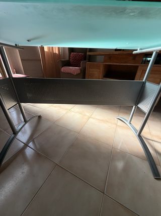 Mesa escritorio cristal y metal