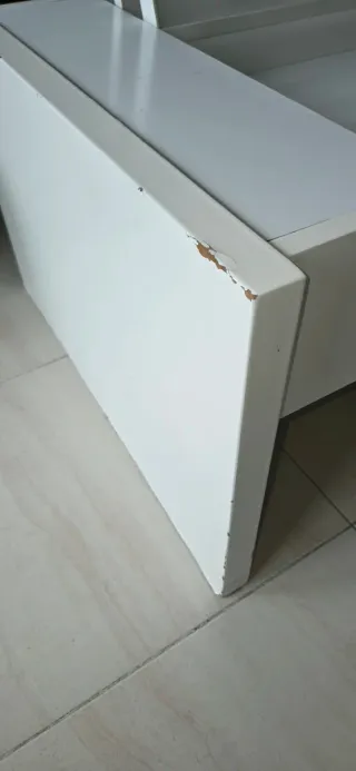 Mesa de centro elevable blanca