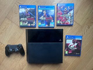PS4 Fat 500GB Negra + 4 Juegos