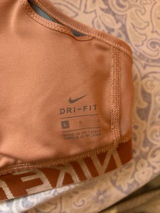 Conjunto de NIKE PRO Leggings, Top   y shorts