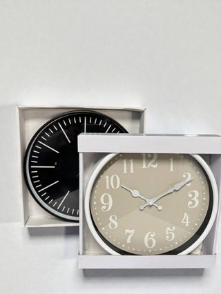 Relojes de Pared Nuevos (Negro y Beige)