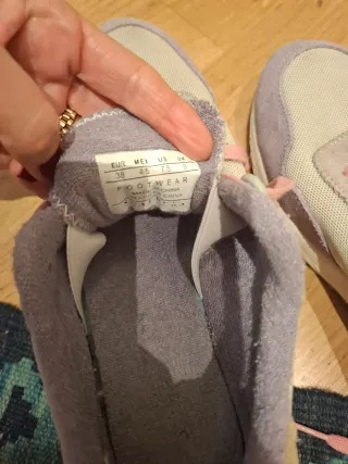 Zapatillas Scalpers grises y rosas