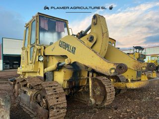 Caterpillar C953