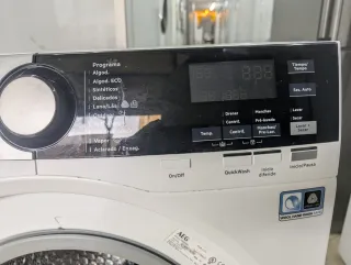 Lavadora y Secadora AEG 7000 Series Cómo nuevo