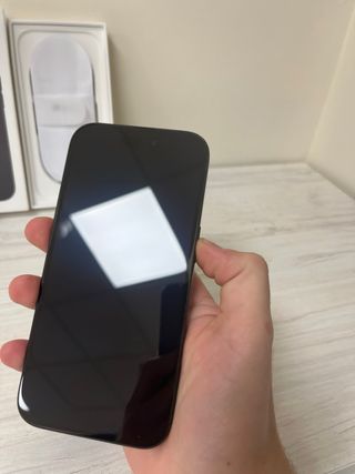 iPhone 16 128GB COMO NUEVO