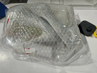 NUEVO Zapatos de fiesta plateados con pedrería