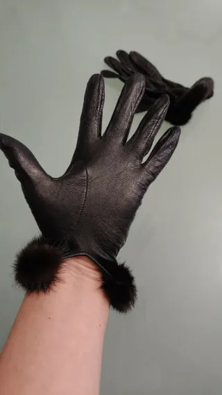 Guantes de Piel Vintage Negros con Pelo
