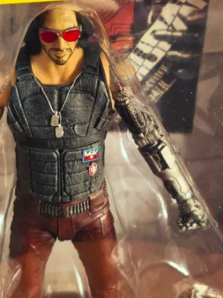 FIGURA JOHNNY SILVERHAND 17CM CYBERPUNK 2077 +LOGO