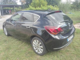 Opel Astra j 2013