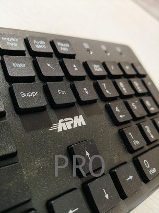 Teclado Inalámbrico - Logitech K270