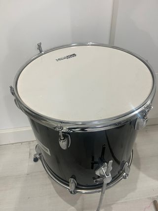 Batería Megatone Drums Negra. Solo 3 meses de uso.