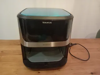 Freidora de aire Taurus 8L NUEVA