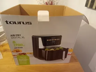 Freidora de aire Taurus 8L NUEVA