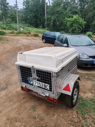 Remolque animales vivos cazadores