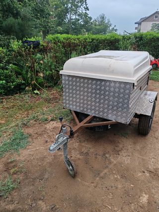 Remolque animales vivos cazadores