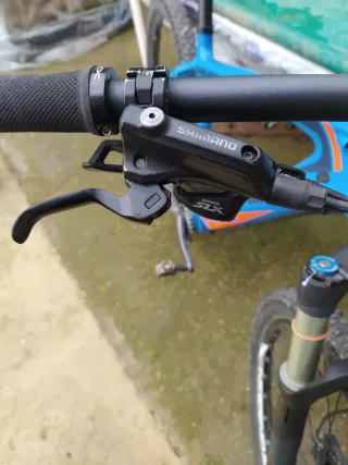 Bicicleta Fuji SLM 2.7 Carbono MTB 29