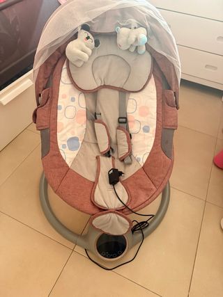 Hamaca bebé con dosel y peluches