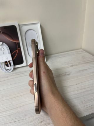 iPhone 16 pro max 100%