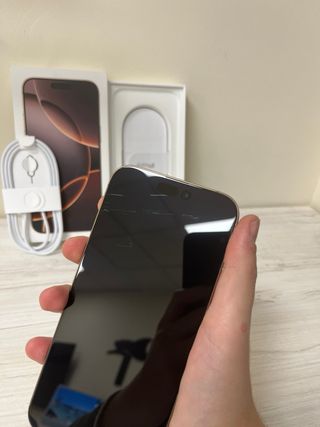 iPhone 16 pro max 100%