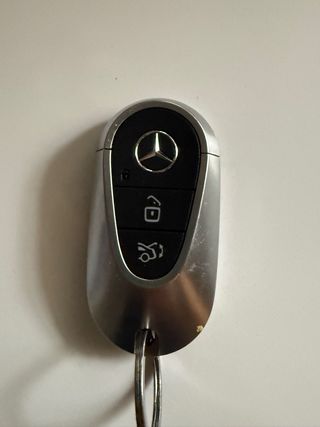 LLAVE ORIGINAL DE MERCEDES