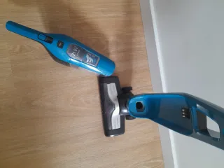 Aspiradora Rowenta sin cable ni bolsa