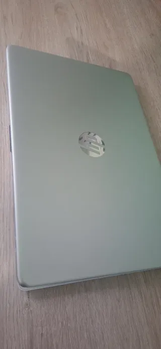 Portátil HP i5  con SSD