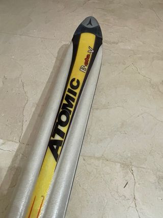 Esquís ATOMIC