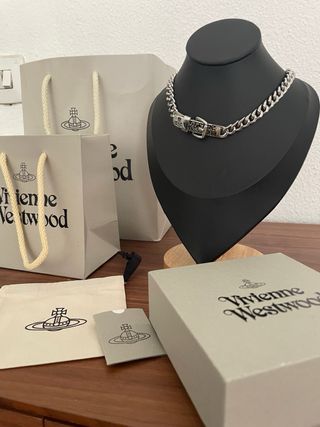 Collar Vivienne Westwood estilo cinturón