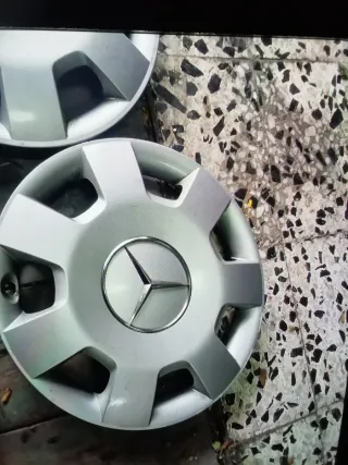 4 Tapacubos Mercedes Vito 16