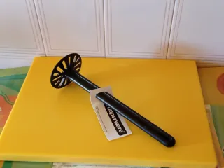 Pisa Batatas Tupperware