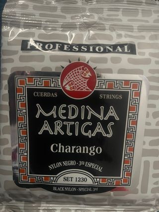 Kit de Cuerdas Charango completo Medina Artigas