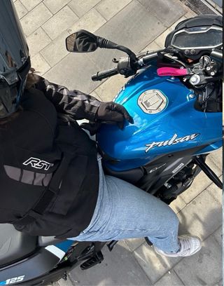 Bajaj Pulsar NS 125 Naked Moto