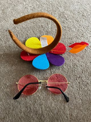 LOTE DE DIADEMA Y GAFAS PARA DISFRAZ DE HIPPIE