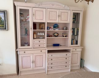 Mueble de salón madera y cristal