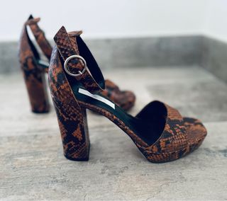 Sandalias de tacón con plataforma