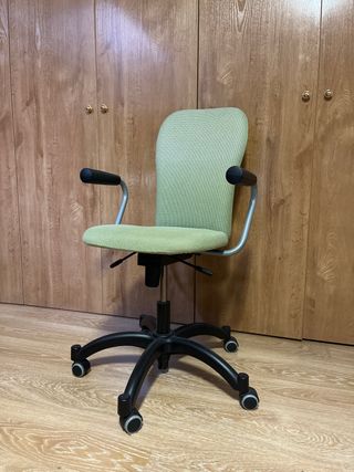 Silla de escritorio ergonómica *Precio negociable*