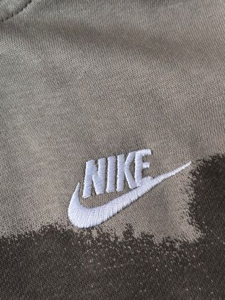 Sudadera Nike camuflaje