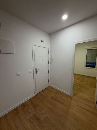 Piso en alquiler en Pueblo Nuevo en Madrid