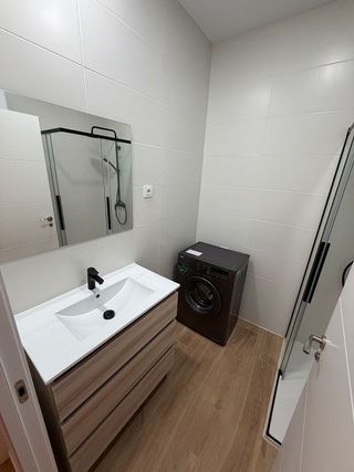 Piso en alquiler en Pueblo Nuevo en Madrid