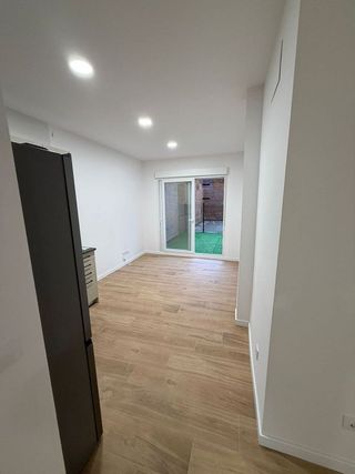 Piso en alquiler en Pueblo Nuevo en Madrid